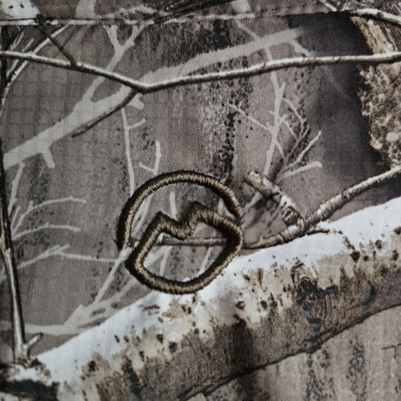 Magellan Camo L/S Fish Gear Relaxed Fit Shirt Sz Med Gorpcore Outdoor - Picture 3 of 12